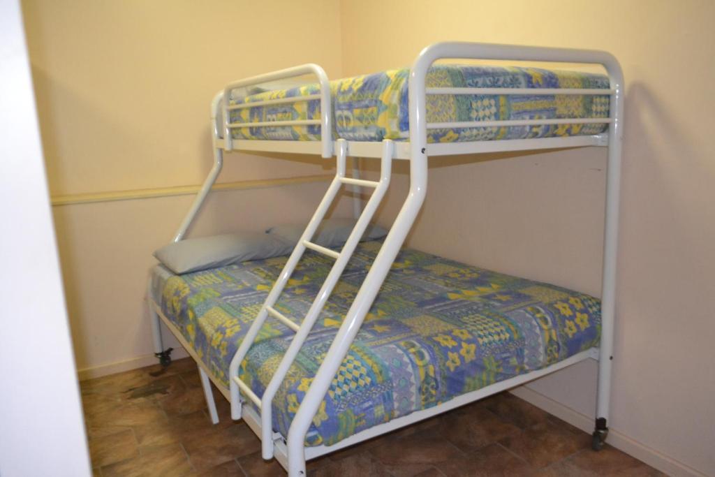 The Lodge Motel Порт Хедланд Стая снимка