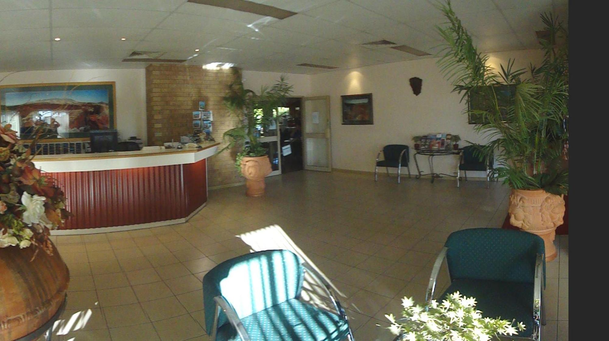 The Lodge Motel Порт Хедланд Екстериор снимка
